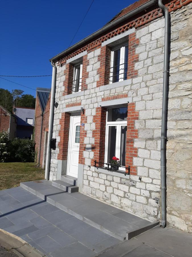 Maison De Campagne En Pierre Bleue-Wifi Et Parking Bousignies-sur-Roc エクステリア 写真