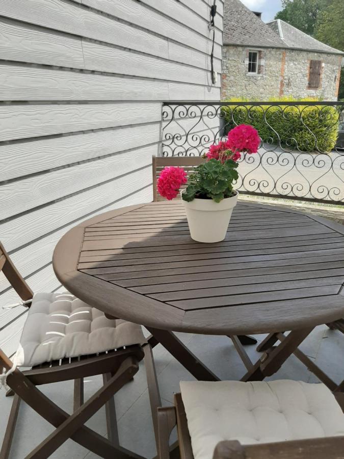 Maison De Campagne En Pierre Bleue-Wifi Et Parking Bousignies-sur-Roc エクステリア 写真